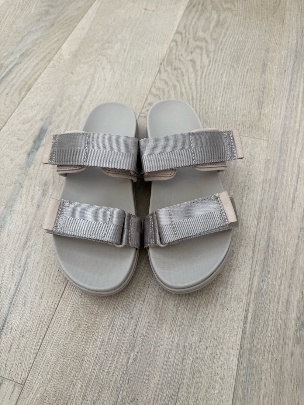 ABEO Jewel Women’s Gray Slide Sandals with Adjustable Straps Size 8 - Picture 2 of 7